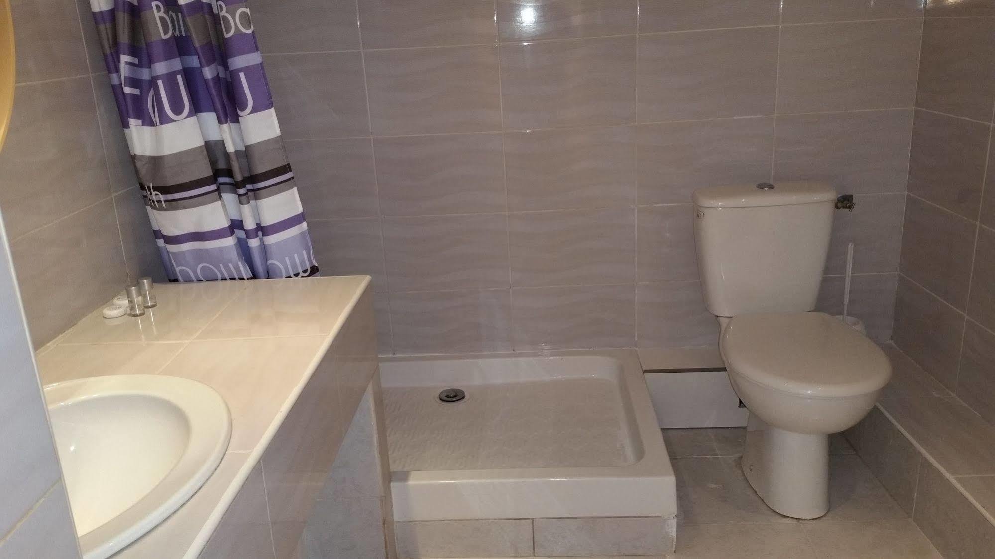 מונפלייה Hotel Des Voyageurs מראה חיצוני תמונה